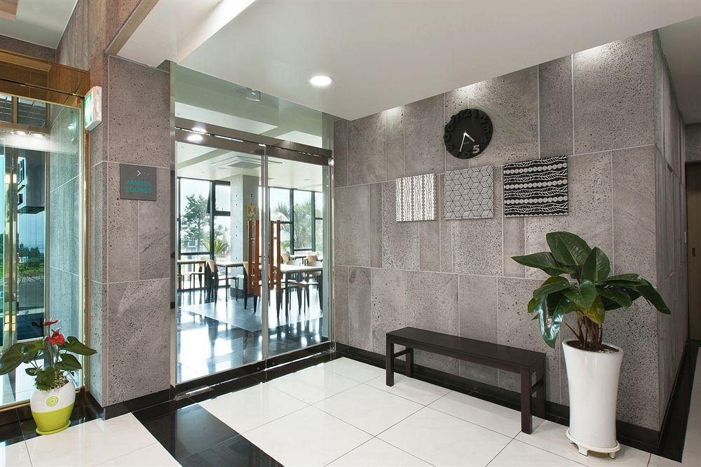 Familia Hotel Seogwipo Bagian luar foto